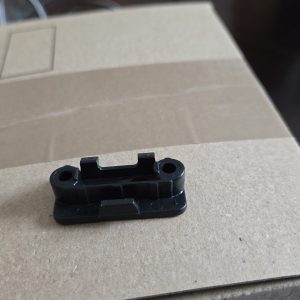 D2 FL Right lower door trim clip 4d0-854-722 (genuine part)